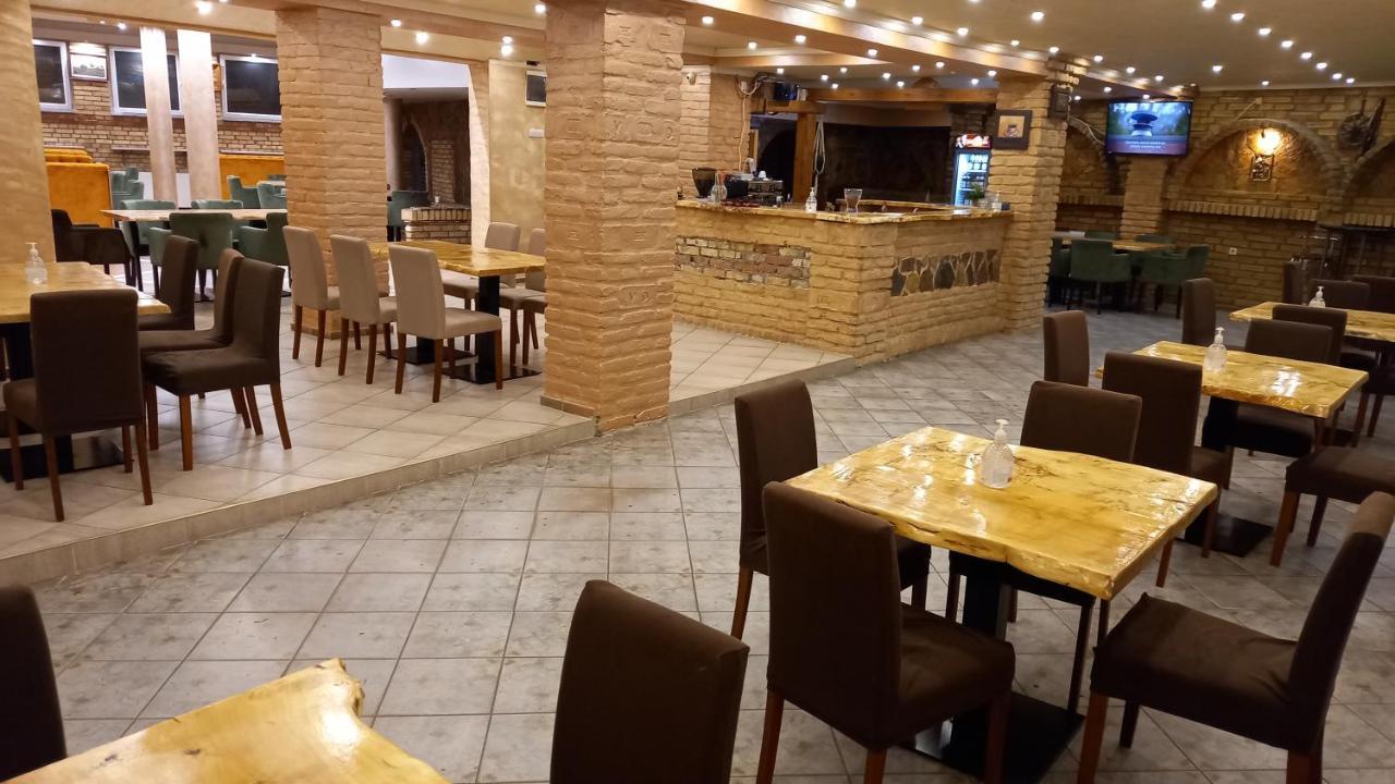 Rooms " Simke " Subotica Luaran gambar