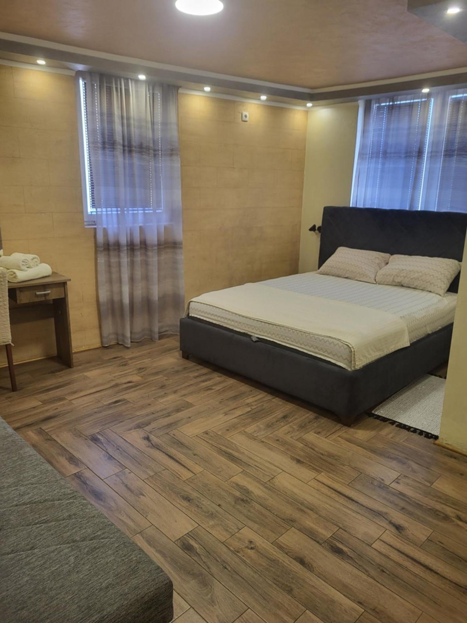 Rooms " Simke " Subotica Luaran gambar